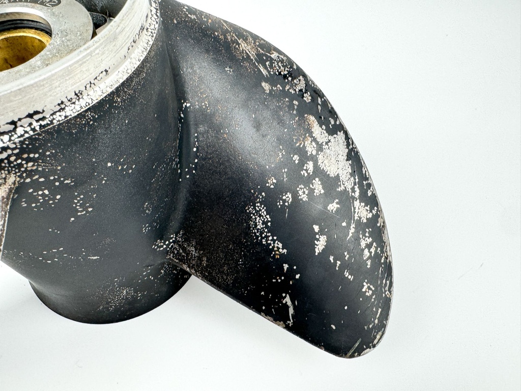 Yamaha Prop Propeller 3 Blade  13 3/4" x 17P - M2 RH