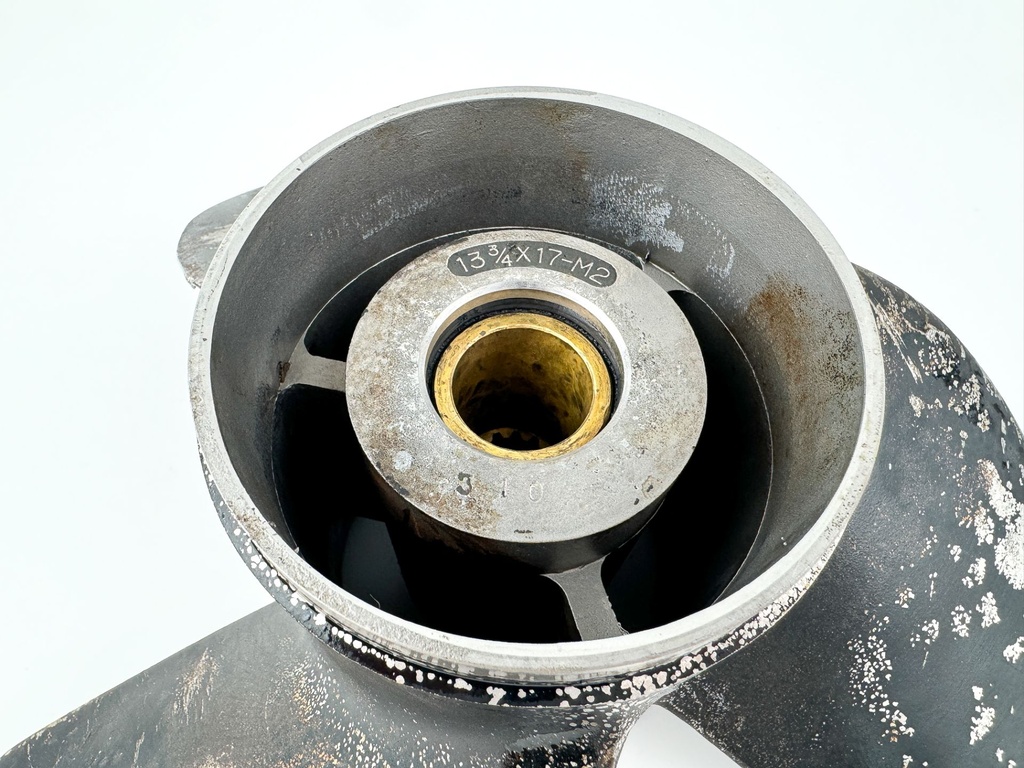 Yamaha Prop Propeller 3 Blade  13 3/4" x 17P - M2 RH