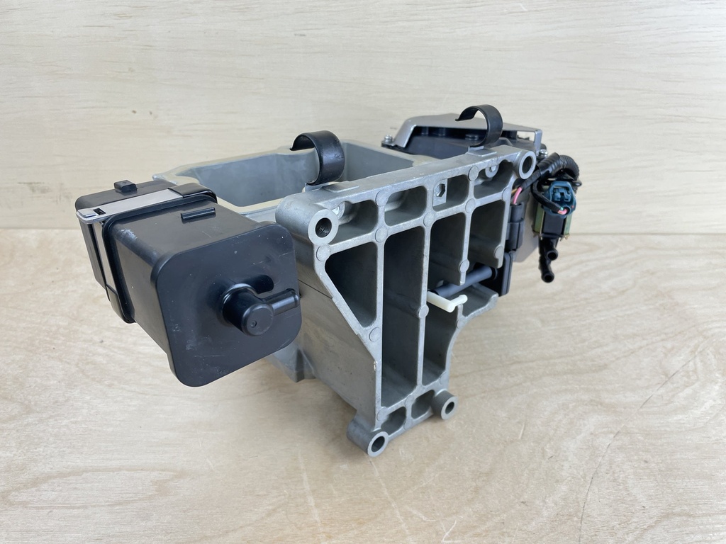 2006 Yamaha 250HP 4 Stroke Outboard Throttle Body Assembly 6P2-13750-00-00