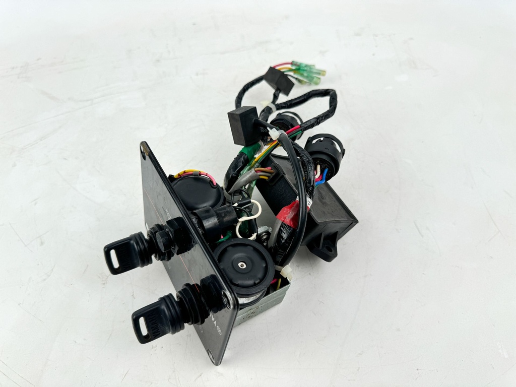 Yamaha Outboard Dual Twin Engine Ignition Key Switch