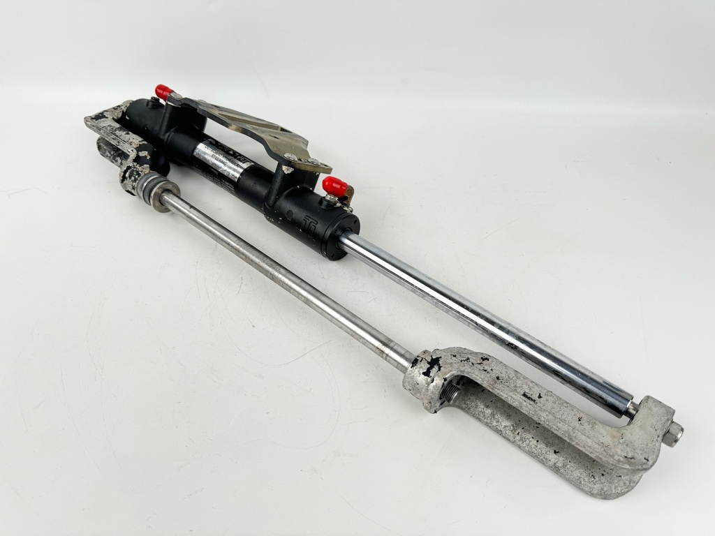 SeaStar Outboard Hydraulic Steering Cylinder Ram HC5340-42