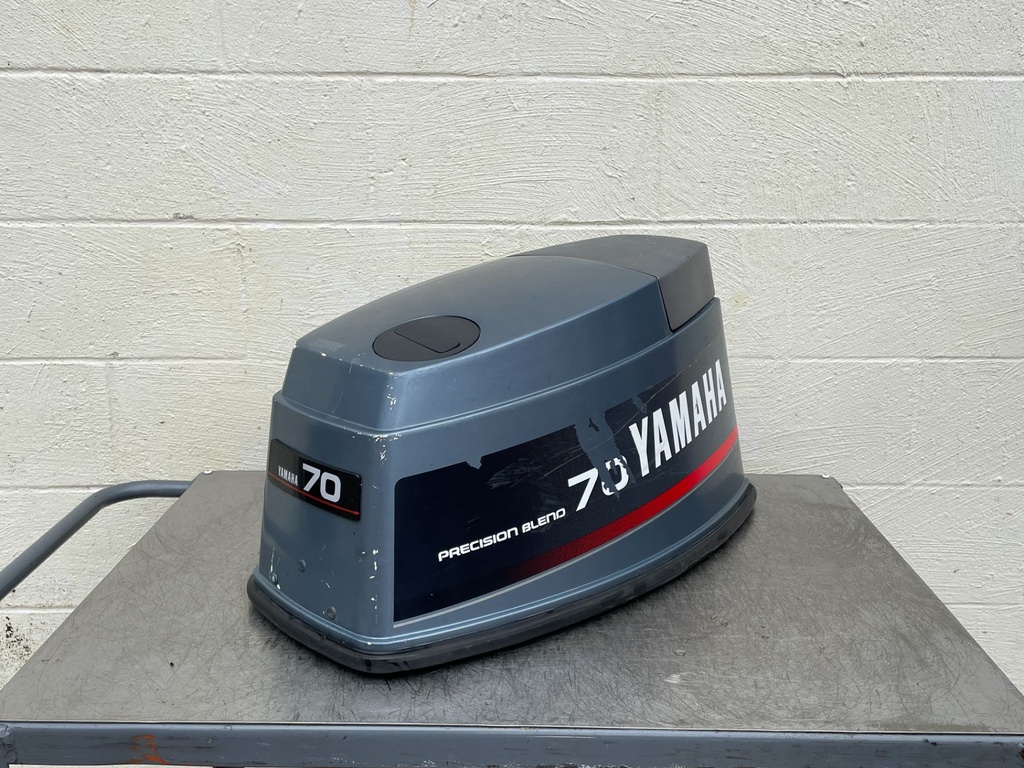 1984-1988 Yamaha 70HP 2 Stroke Outboard Top Cowling Over - Cracked