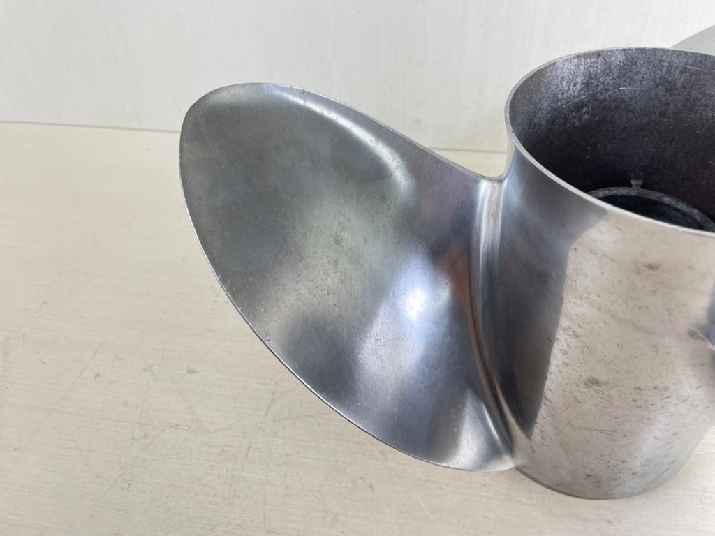 Yamaha Salt Water Series II Propeller Prop 3 x 15" x 21P LH