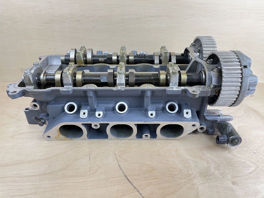 2006 Yamaha 250HP 3.3L 4 Stroke Starboard Cylinder Head 6P2-11110-01-94