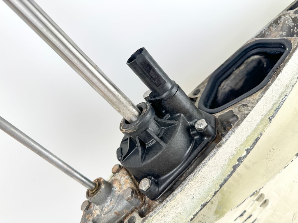 60 65 70 HP Outboard 2 Stroke 20" Lower Unit Gear Case Johnson Evinrude