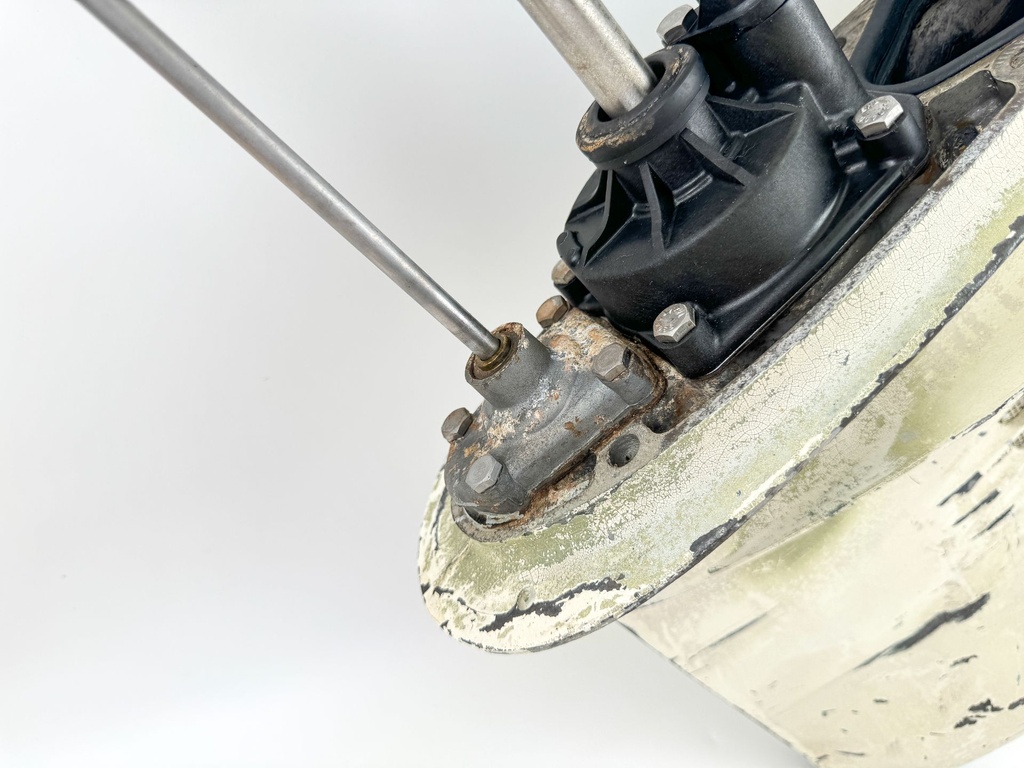 60 65 70 HP Outboard 2 Stroke 20" Lower Unit Gear Case Johnson Evinrude