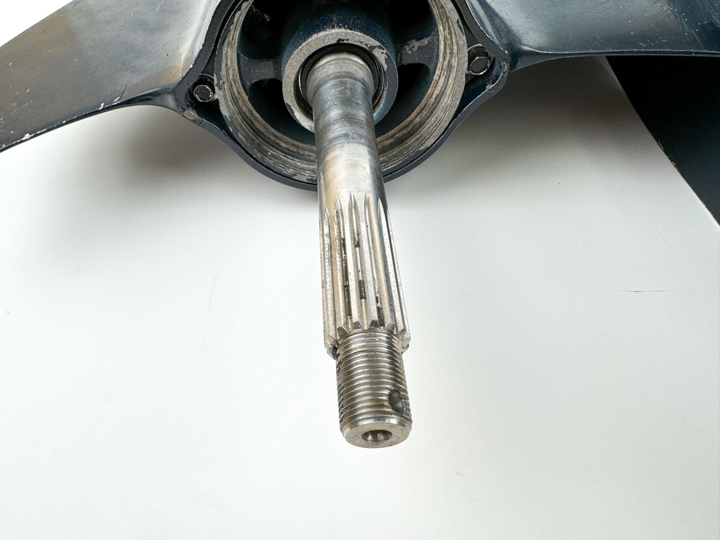 Evinrude Etec 200 225 250 HP 20" Magnum 2 M2 Lower Unit Gear Case