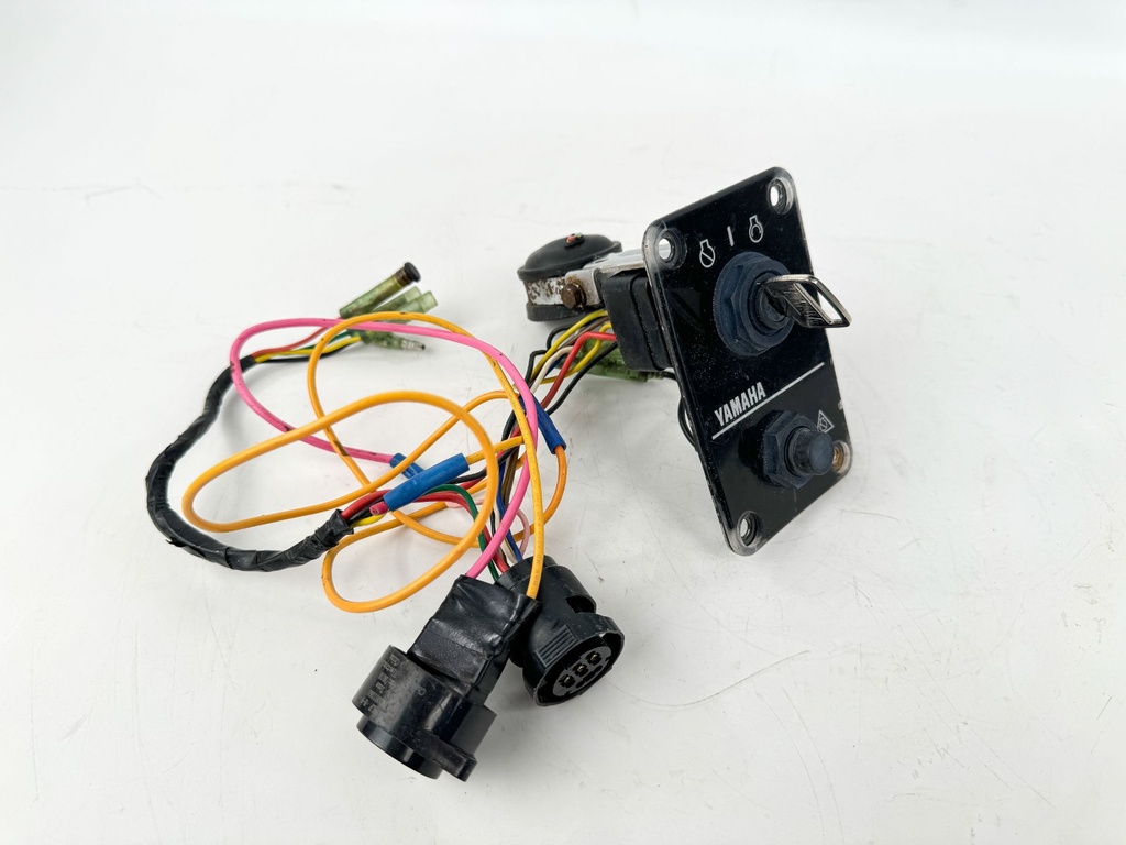 Yamaha Outboard Single Engine Key Switch W/ Key