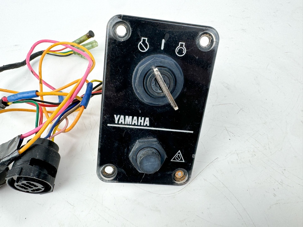 Yamaha Outboard Single Engine Key Switch W/ Key