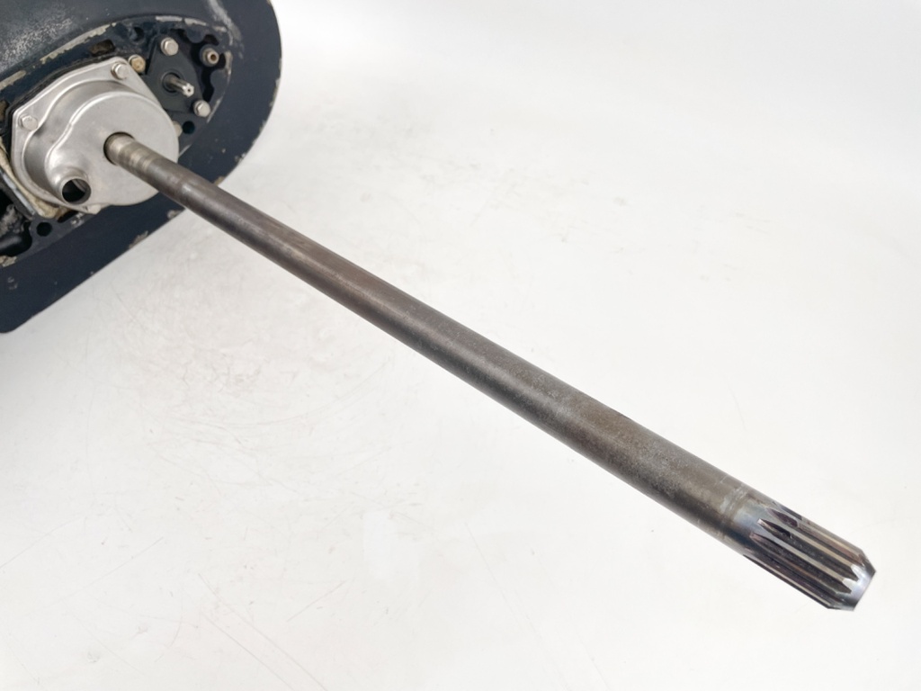 Mercury 75 90 115 125 HP 2 Stroke 20" Long Lower Unit Gear Case 9011J15