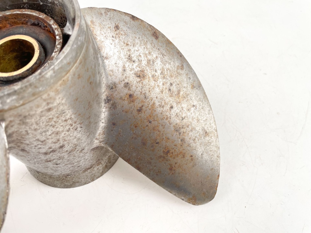 Johnson Evinrude Viper Stainless Steel Prop 3 x 13 7/8" x 17P 176623 OEM