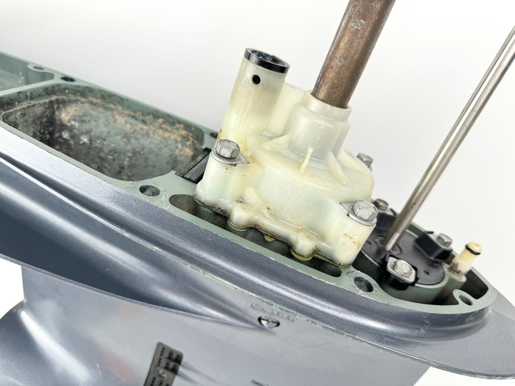 2004 + Yamaha 150HP 4 Stroke 25" Shaft Lower Unit Gear Case - Fully Inspected