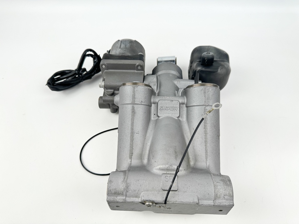 2021 Suzuki 150 HP 4 Stroke Outboard Power Trim Tilt Unit 48000-96J15 OEM