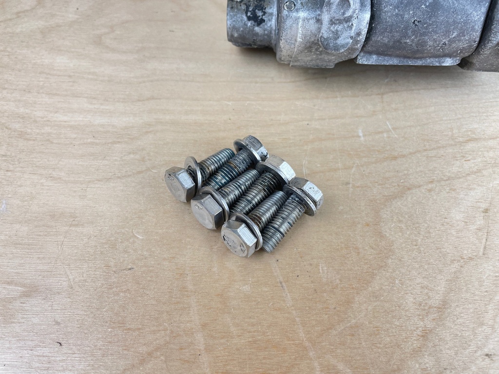 2002 Mercury 200HP 2 Stroke Outboard Power Trim & Tilt Assembly 855998A3