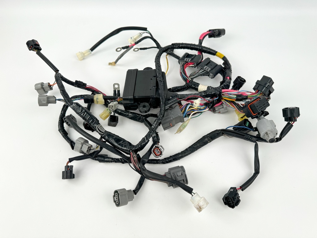 2017 Suzuki 175 HP 4 Stroke Outboard Engine Wire Harness 36610-96J90 OEM