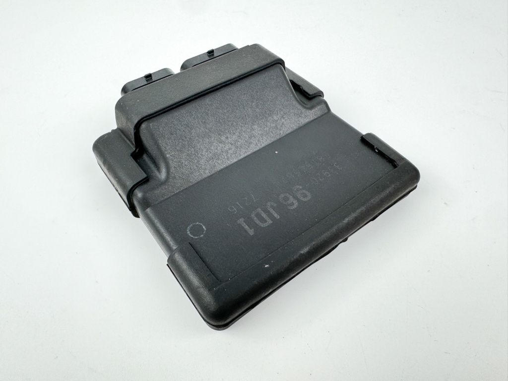 2017 Suzuki 175 HP 4 Stroke Outboard Engine Control Unit ECU 33920-96JN0 OEM