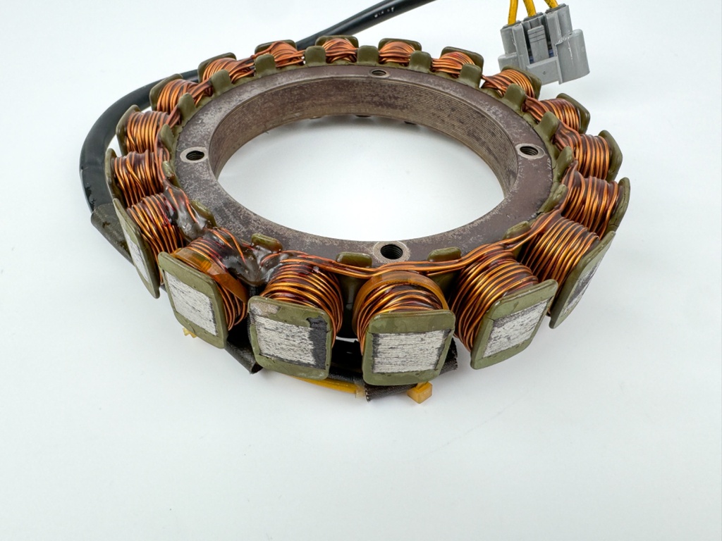 2017 Suzuki 175 HP 4 Stroke Outboard Stator Charging Coil 32120-96J00 OEM