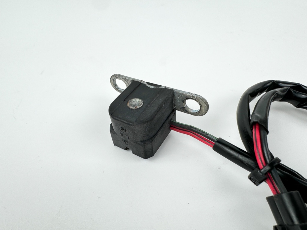 2017 Suzuki 175 HP 4 Stroke Outboard Ignition Timing Coil 32160-88L10 OEM