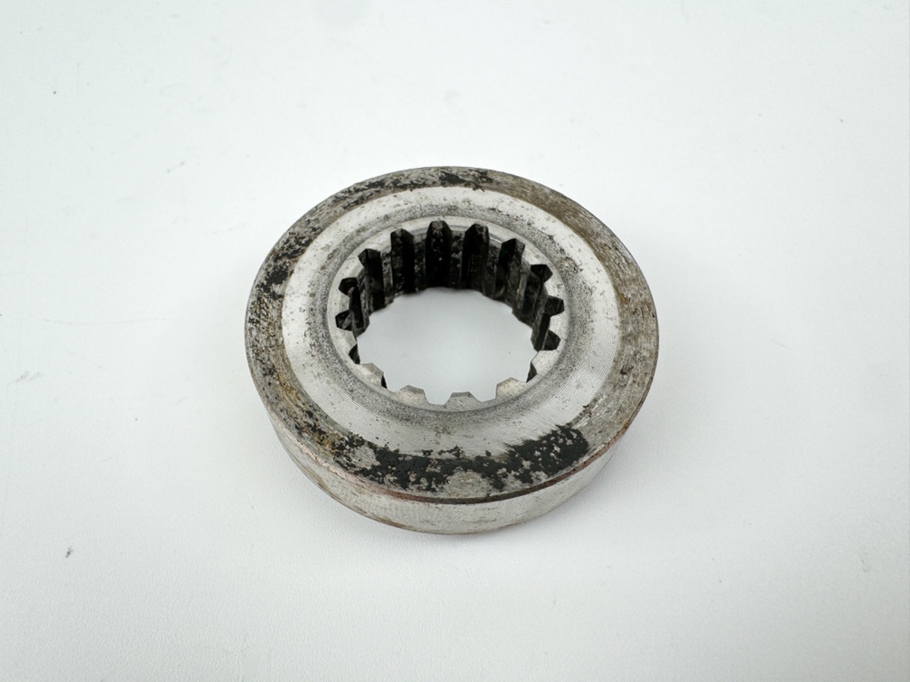 2017 Suzuki 175 HP 4 Stroke Outboard Prop Hardware 57632-93L01 OEM