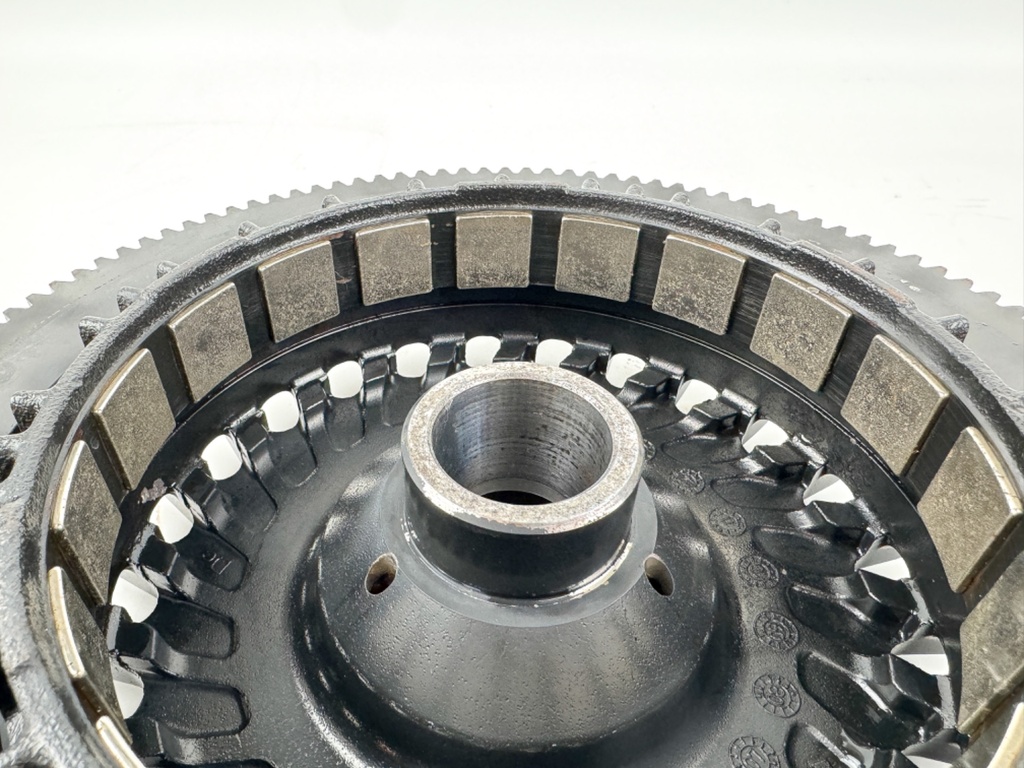 Evinrude Etec 2 Stroke Outboard 225 250 300 HP Flywheel 0586814