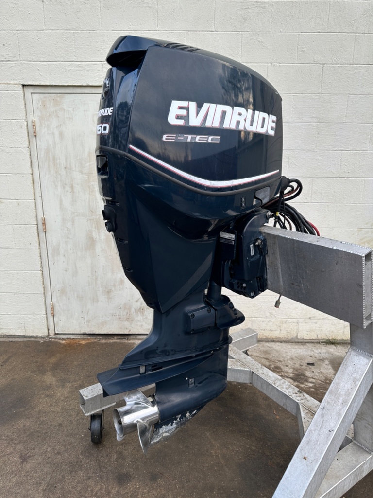 2013 Evinrude 150HP 2 Stroke Outboard Engine W/ 25" Shaft - 573 Hours