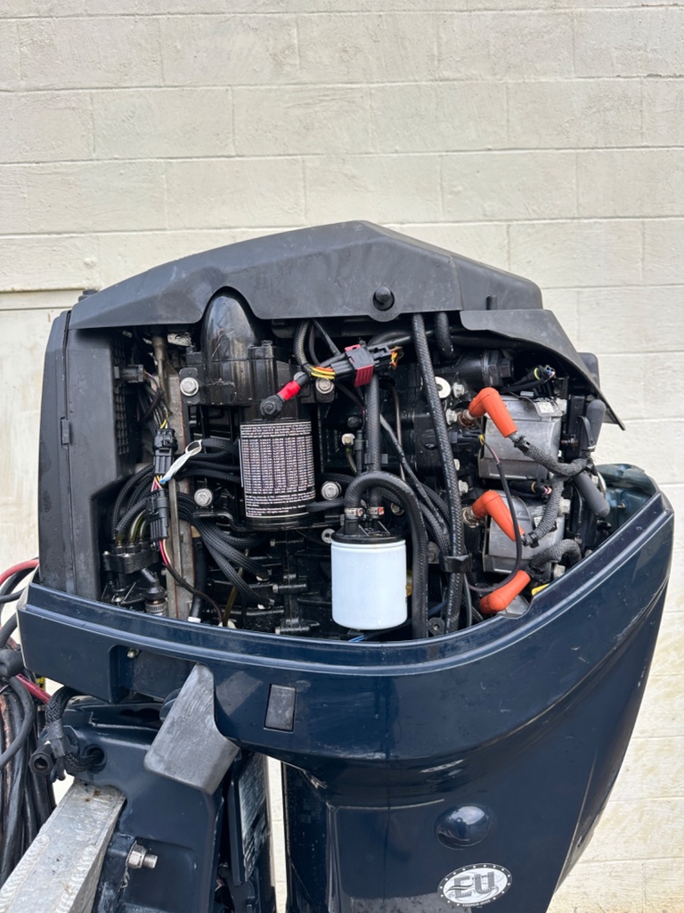 2013 Evinrude 150HP 2 Stroke Outboard Engine W/ 25" Shaft - 573 Hours