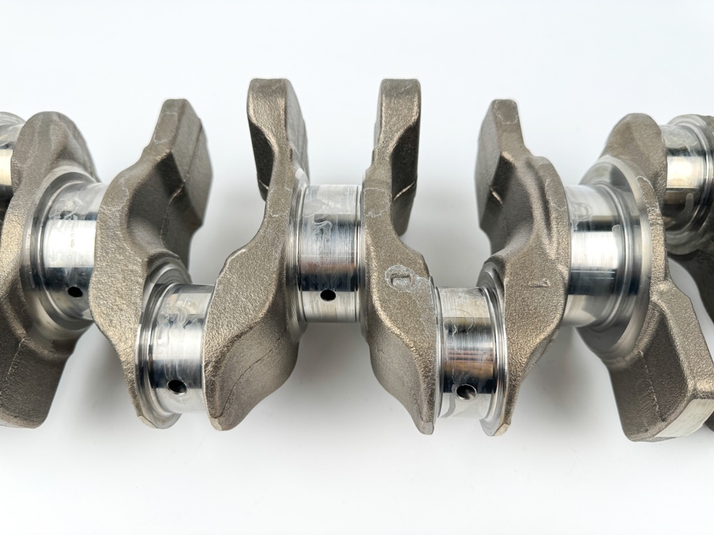 2017 Suzuki 175 HP 4 Stroke Outboard Crankshaft 12221-96J10 OEM