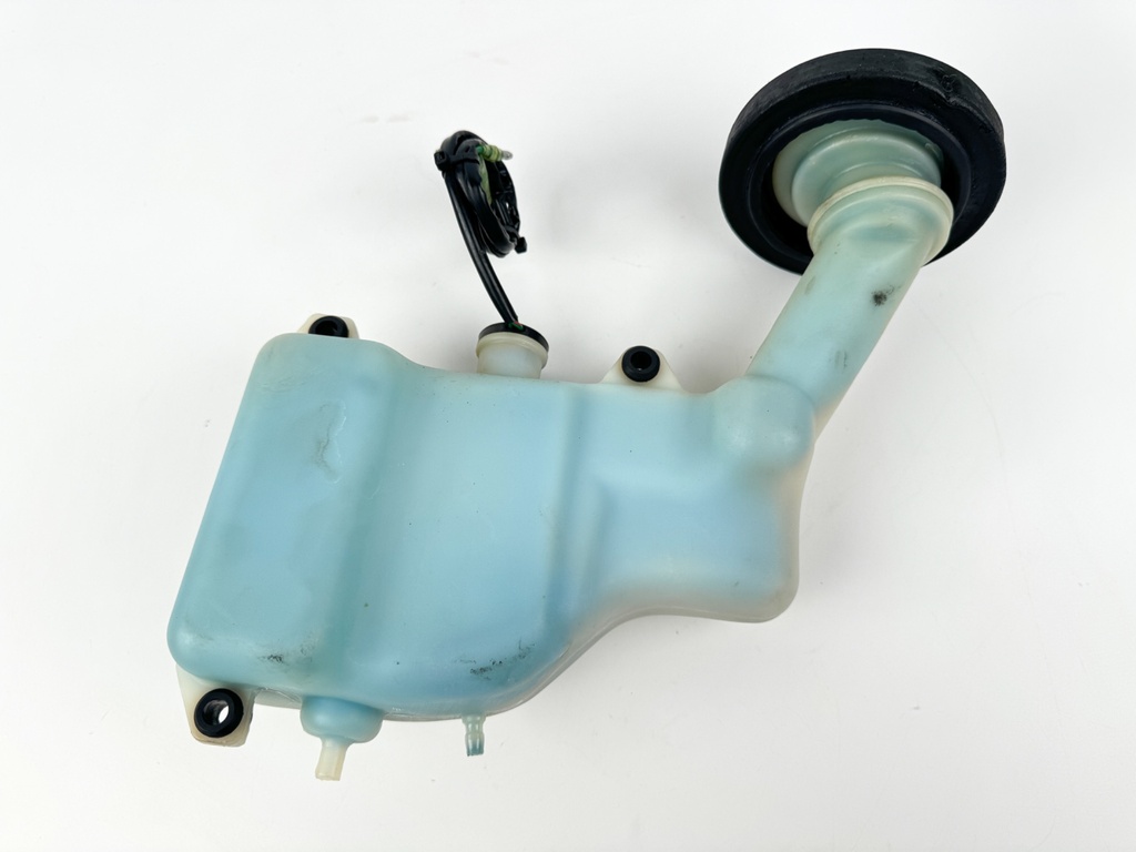 1985 Yamaha 40 HP 2 Stroke Outboard Oil Tank 6H4-21707-01-00 OEM