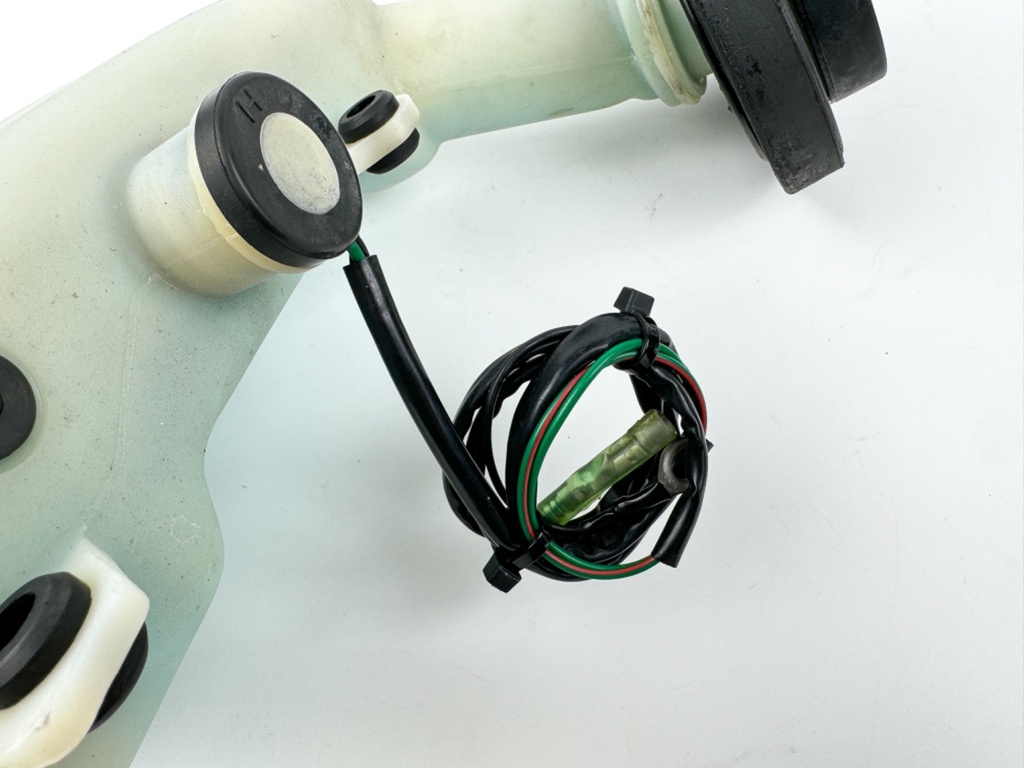 1985 Yamaha 40 HP 2 Stroke Outboard Oil Tank 6H4-21707-01-00 OEM