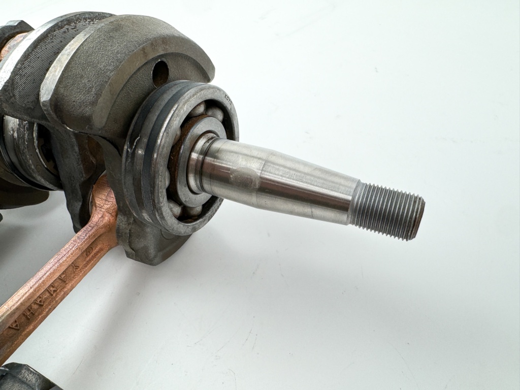 1985 Yamaha 40 HP 2 Stroke Outboard Crankshaft 6H4-11400-00-00 OEM