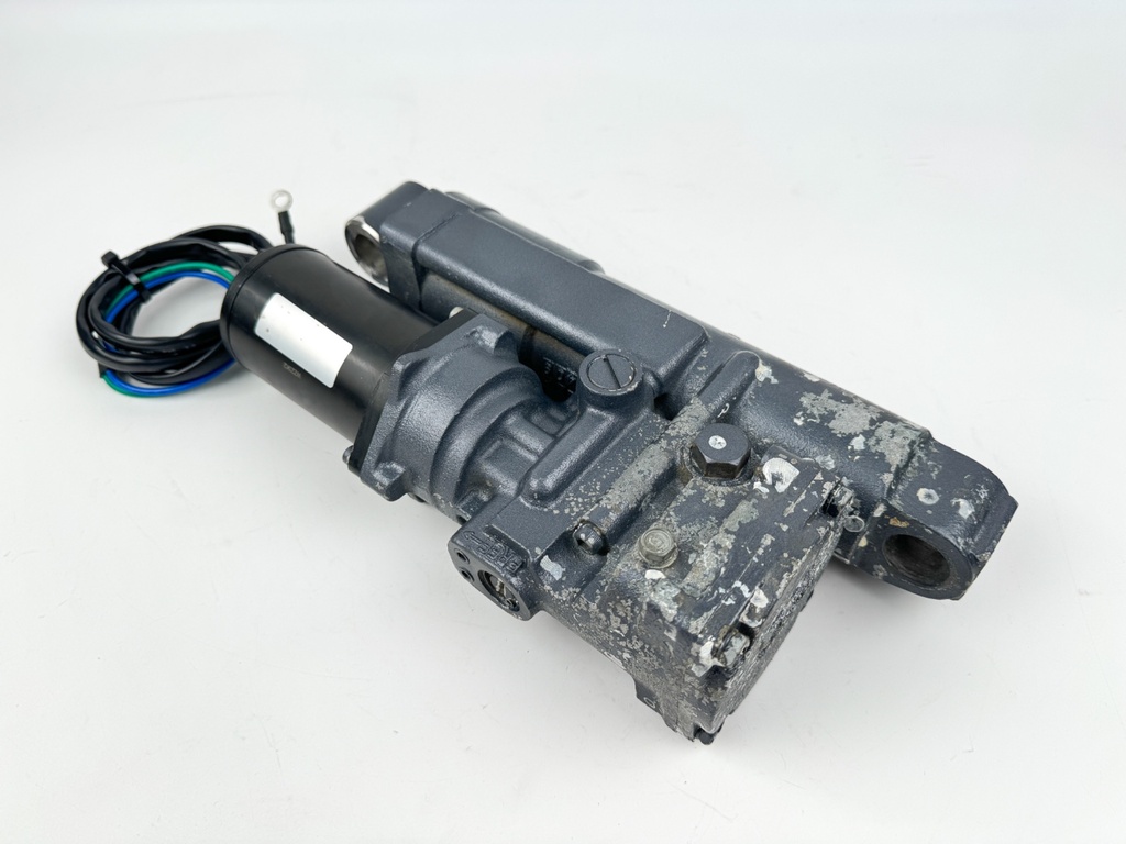 1995 - 2001 Yamaha 40 50 HP 4 Stroke Power Trim & Tilt Unit - Tested