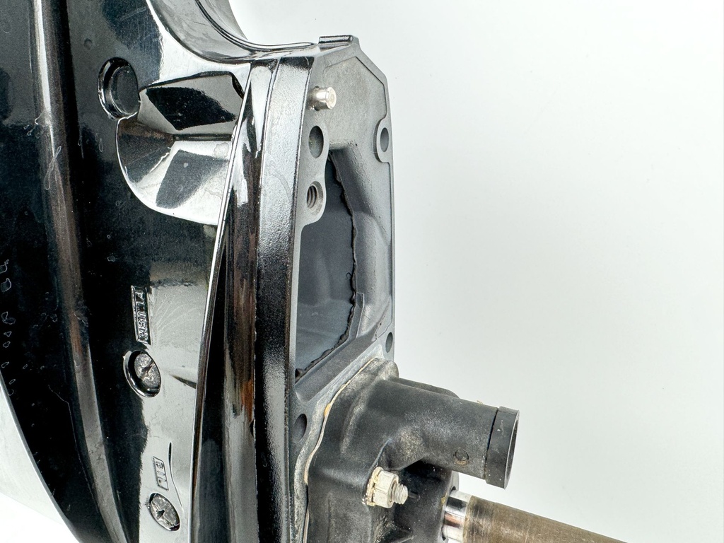 2010 + Suzuki DF 40 50 60 HP 4 Stroke Outboard 20" Long Lower Unit Gear Case