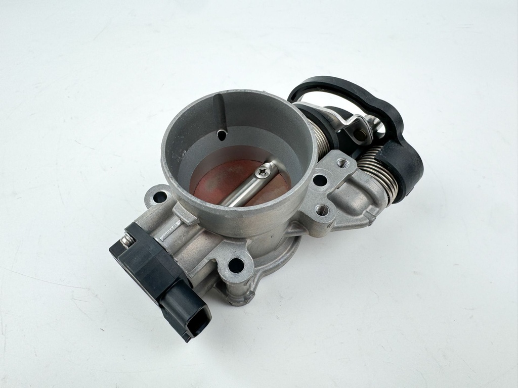 2016 Suzuki 40 HP 4 Stroke Outboard Throttle Body Assembly 13300-88L01 OEM