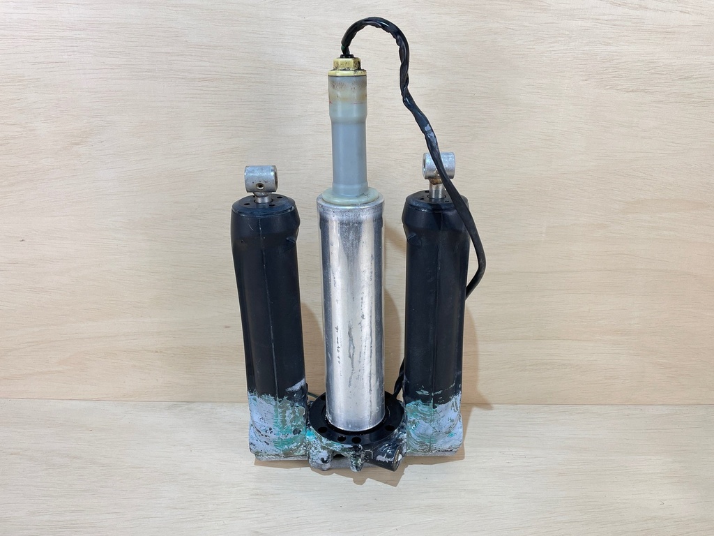 2012 Mercury Verado 300HP Outboard Power Trim Assembly 880658T01