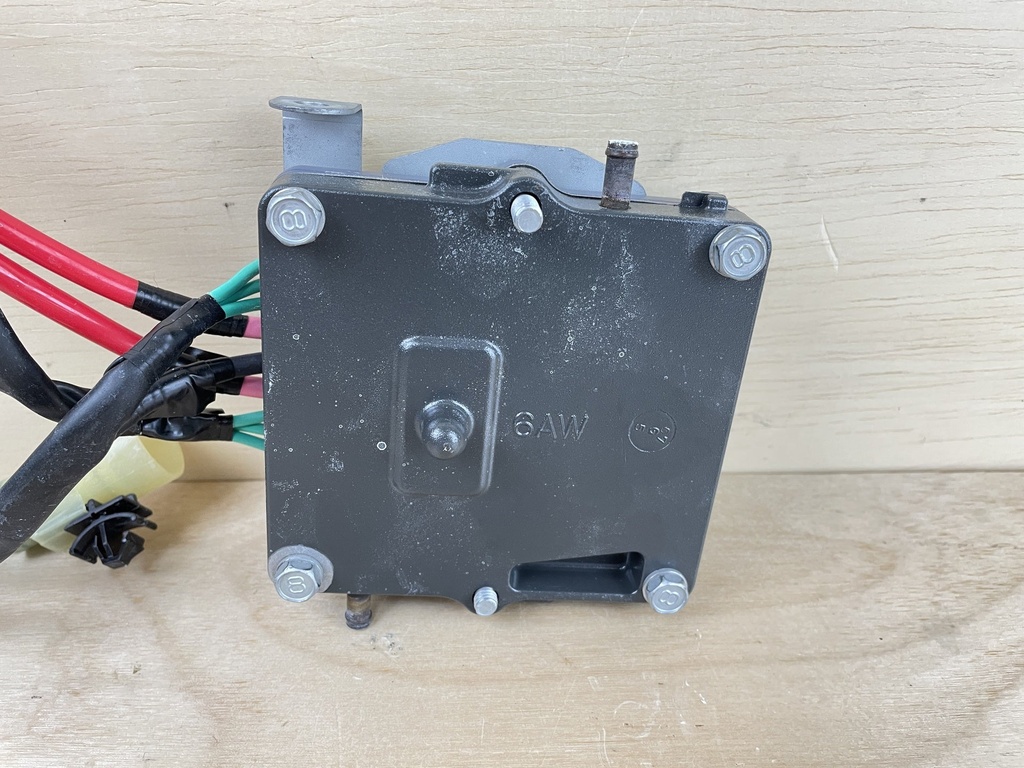 2009 Yamaha 350HP F350 Outboard Rectifier & Regulator Assembly 6AW-81960-01-00