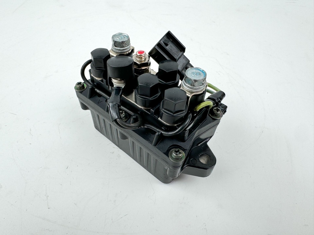 2005 Yamaha 75 HP 4 Stroke Outboard Trim Tilt Relay 63P-81950-00-00 OEM