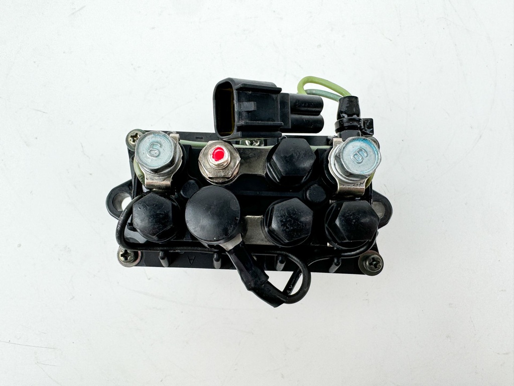 2005 Yamaha 75 HP 4 Stroke Outboard Trim Tilt Relay 63P-81950-00-00 OEM