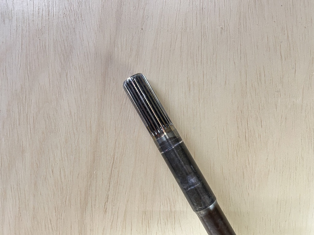 2009 Yamaha 350HP F350 Outboard 30" Lower Unit Gear Case Standard Rotation 6AW-45300-30-8D