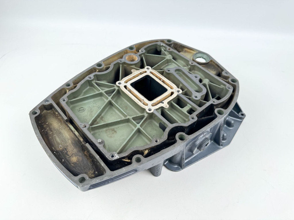 2005 Yamaha 75 HP 4 Stroke Outboard Exhaust Guide 6D8-41137-00-94 OEM