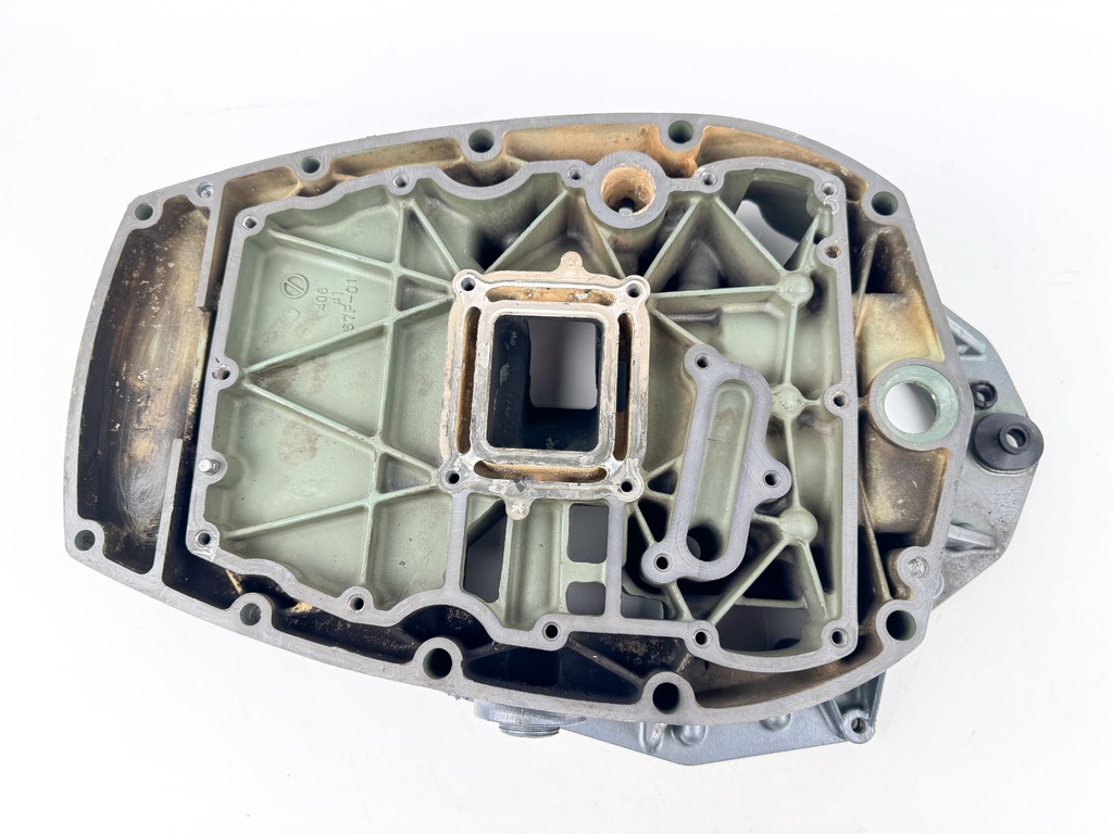 2005 Yamaha 75 HP 4 Stroke Outboard Exhaust Guide 6D8-41137-00-94 OEM