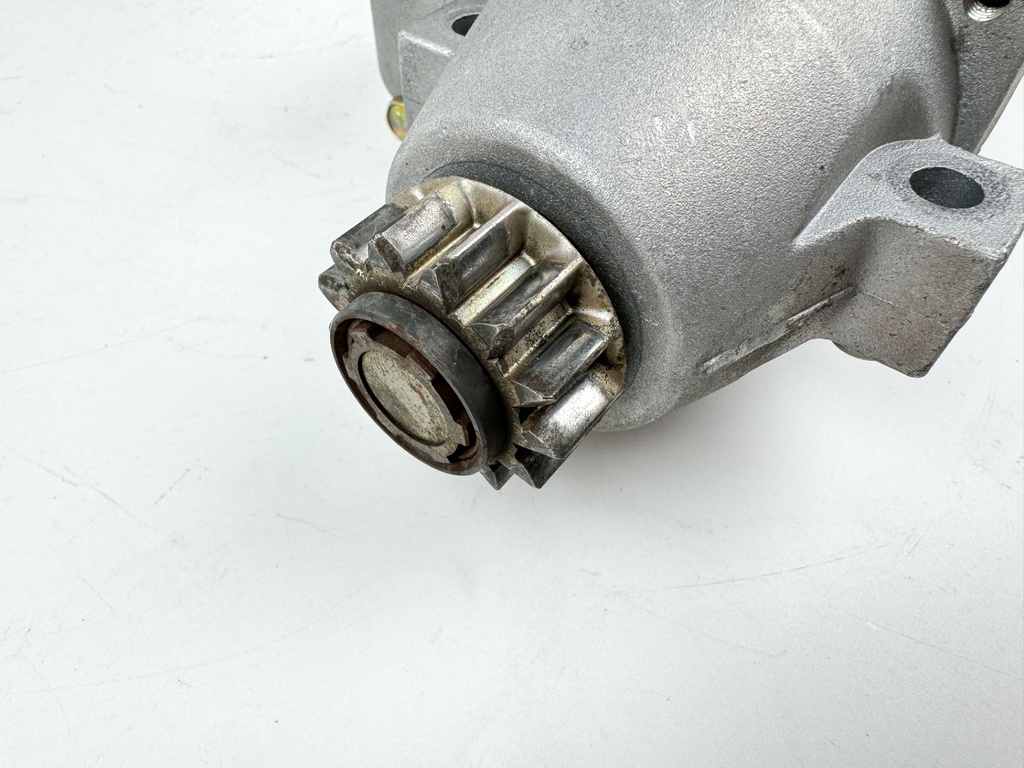 2005 Yamaha 75 HP 4 Stroke Outboard Starter Motor 68V-81800-01-00 OEM