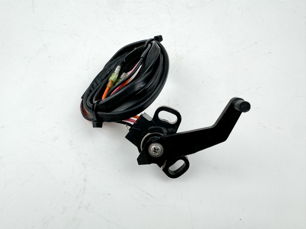 1989 Yamaha 130 HP 2 Stroke Outboard Trim Sender Unit Sensor 6R3-83672-01-00 OEM
