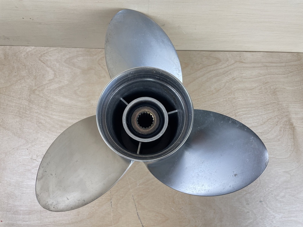 Yamaha Saltwater Series XL Stainless Steel Prop 16 1/4" x 19P F350 Hub