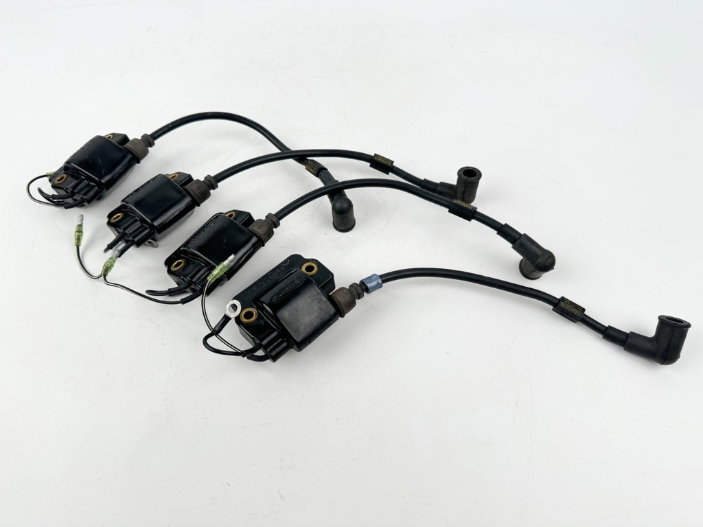 1989 Yamaha 130 HP 2 Stroke Outboard Ignition Coil Set 6E5-85570-11-00 OEM