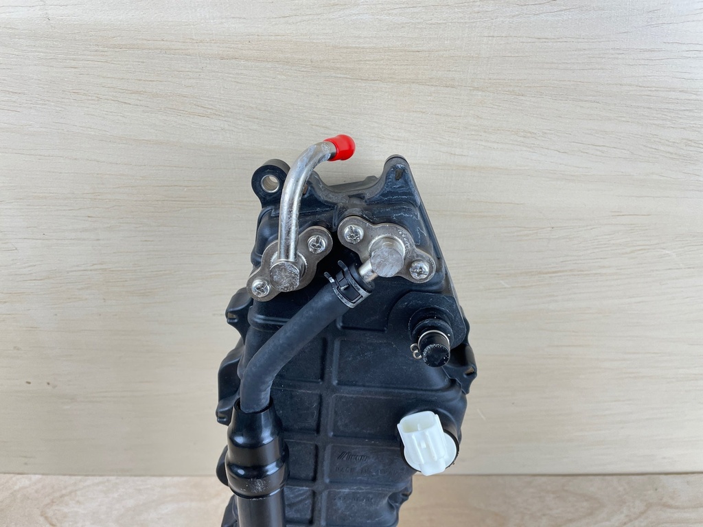 2009 Yamaha 350HP F350 Fuel Feed Assembly 6AW-24408-01-00