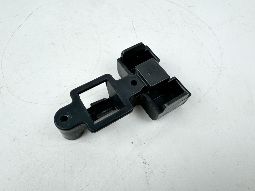 2019 Suzuki 150 HP 4 Stroke Outboard Starboard Latch Handle 61633-96J02 OEM