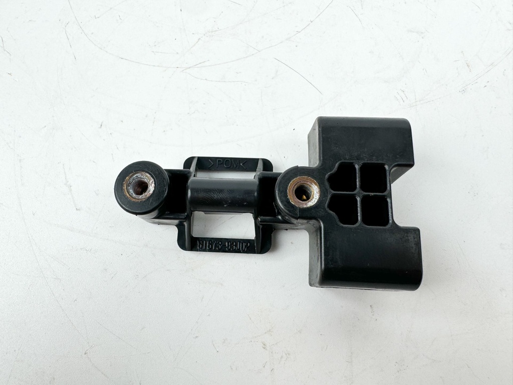 2019 Suzuki 150 HP 4 Stroke Outboard Starboard Latch Handle 61633-96J02 OEM