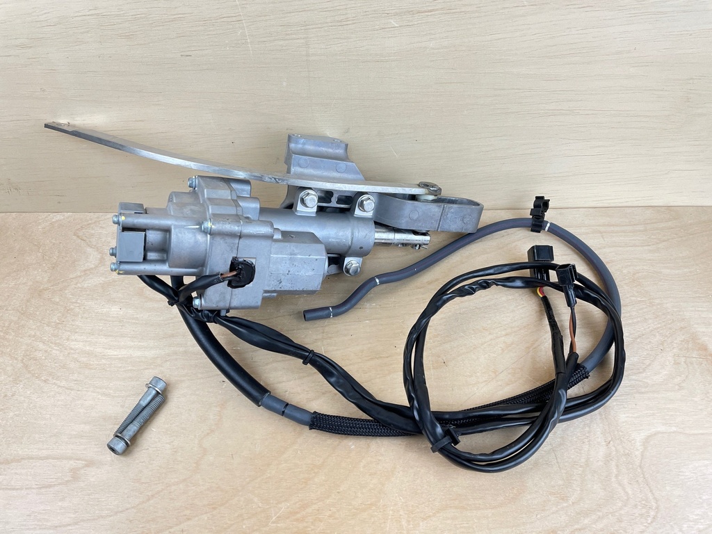 2009 Yamaha 350HP F350 Outboard Shift Actuator Assembly 6AW-4820A-10-00