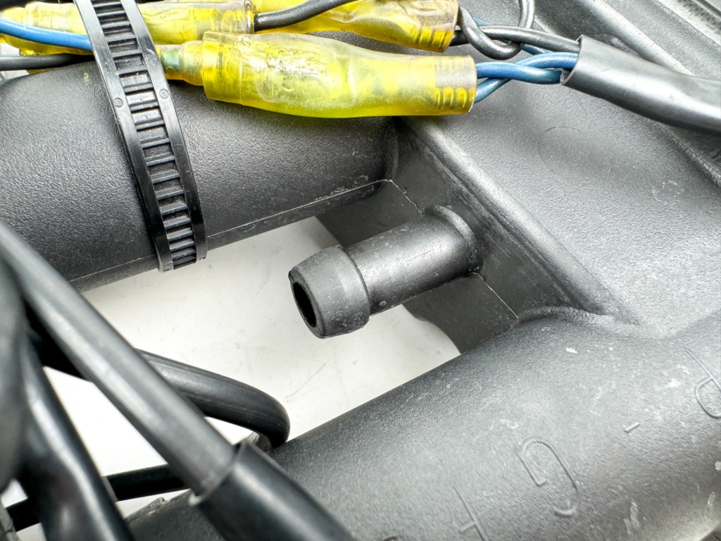 2001 Yamaha T 50 HP 4 Stroke Outboard Carburetor Set 62Y-14901-40-00 OEM