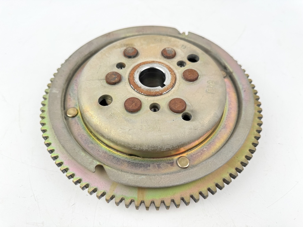 2001 Yamaha 50 HP 4 Stroke Outboard Flywheel Rotor 64J-85550-00-00 OEM